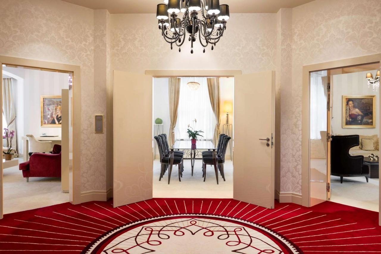 Grand Hotel Kempinski High Tatras Strbske Pleso Exterior photo Interior of the hotel