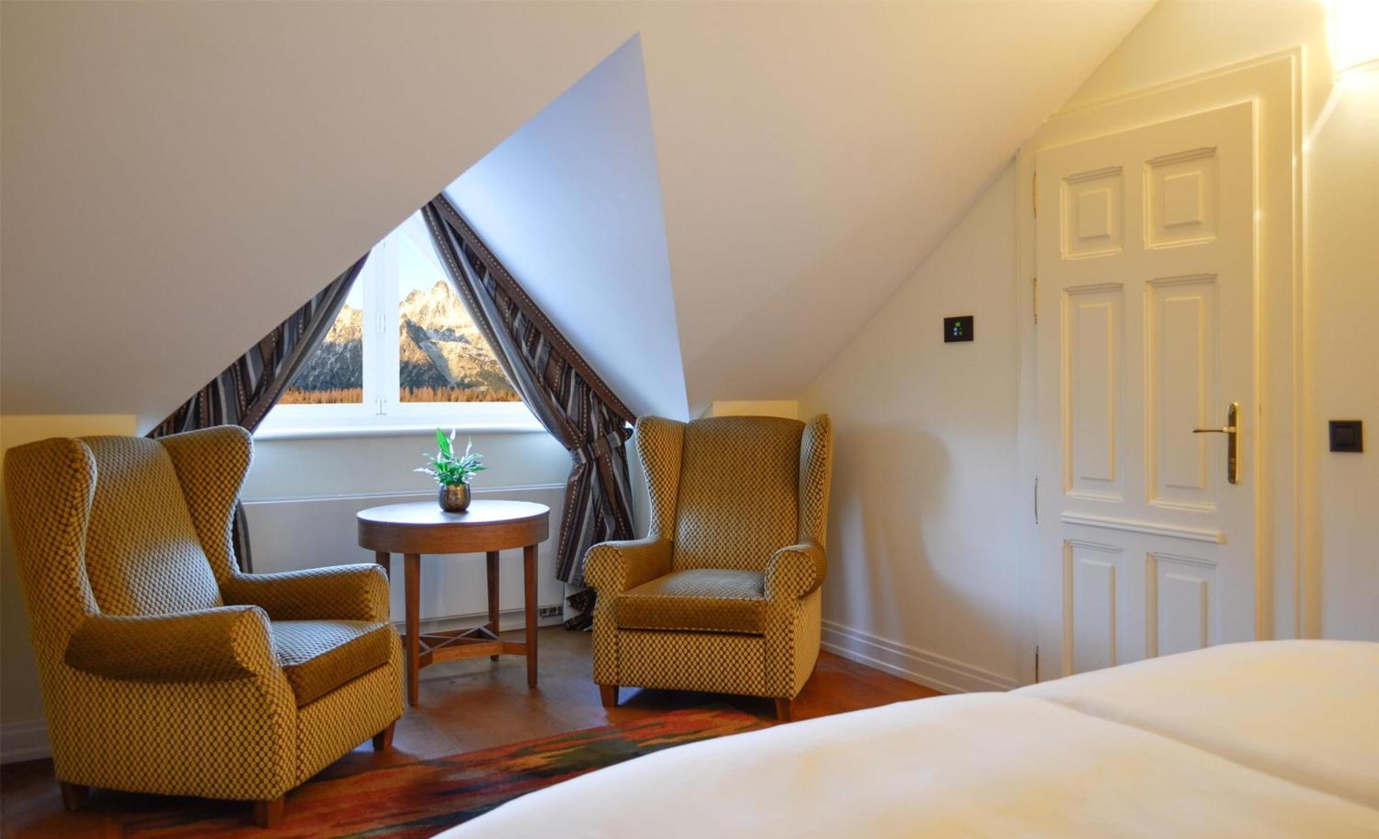 Grand Hotel Kempinski High Tatras Strbske Pleso Exterior photo