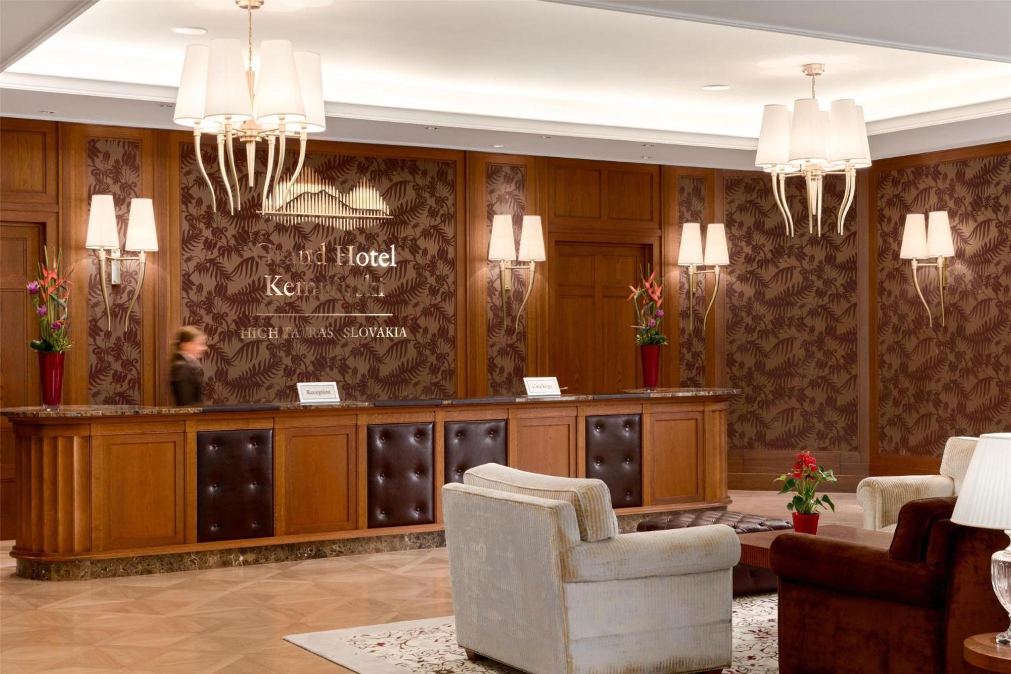 Grand Hotel Kempinski High Tatras Strbske Pleso Exterior photo